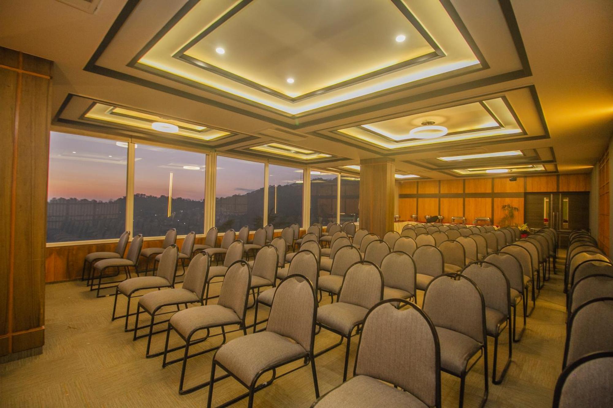 Hotel Amritara Surya, Mcleodganj, Dharamshala Esterno foto