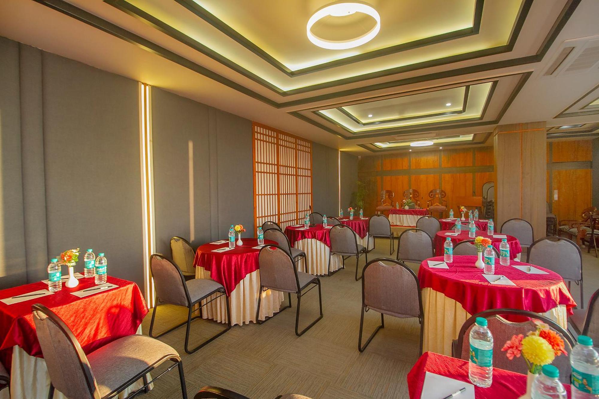 Hotel Amritara Surya, Mcleodganj, Dharamshala Esterno foto