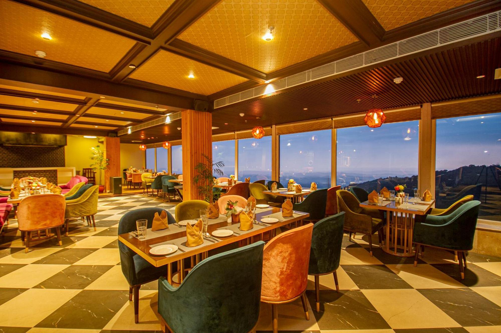 Hotel Amritara Surya, Mcleodganj, Dharamshala Esterno foto
