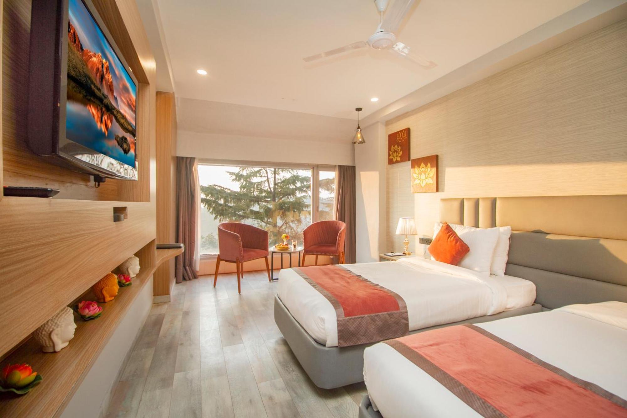 Hotel Amritara Surya, Mcleodganj, Dharamshala Esterno foto