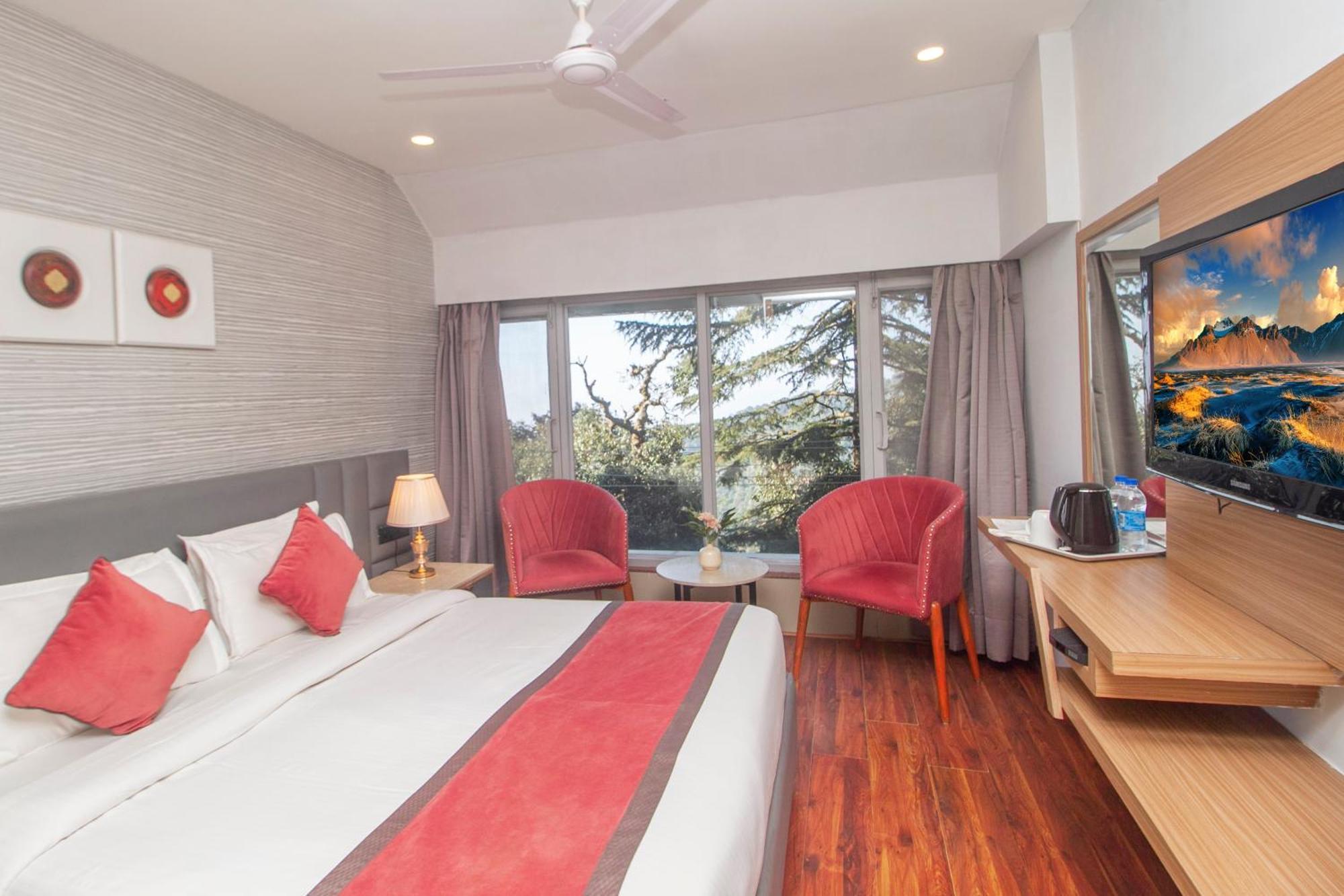 Hotel Amritara Surya, Mcleodganj, Dharamshala Esterno foto